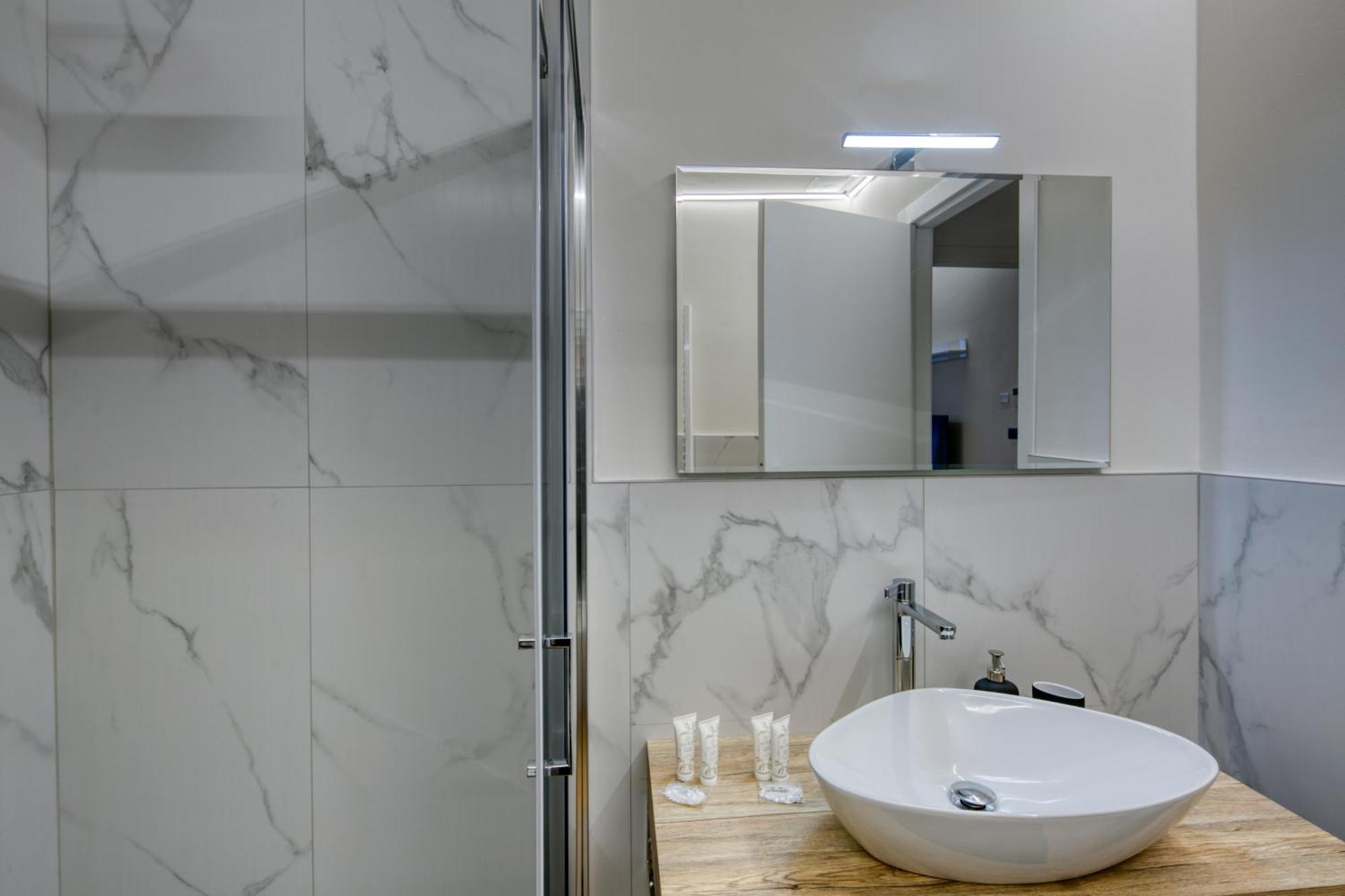 Appartamento Centro Torino Con Terrazzo Εξωτερικό φωτογραφία